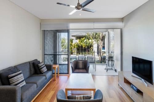Three-Bedroom Precinct Villa with Rooftop Spa