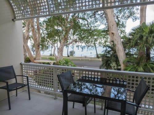 One-Bedroom Apartment with Ocean View