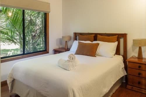 Two Bedroom Cosy Spa Cottage (4 guests)