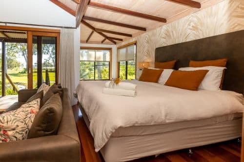 Luxury One-Bedroom Cottage - Honeymoon 