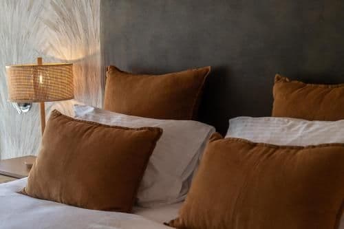 Luxury One-Bedroom Cottage - Honeymoon 