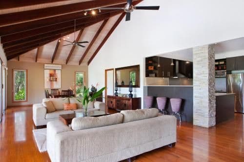 Luxury Two-Bedroom Cottage with Patio (2 guests) 