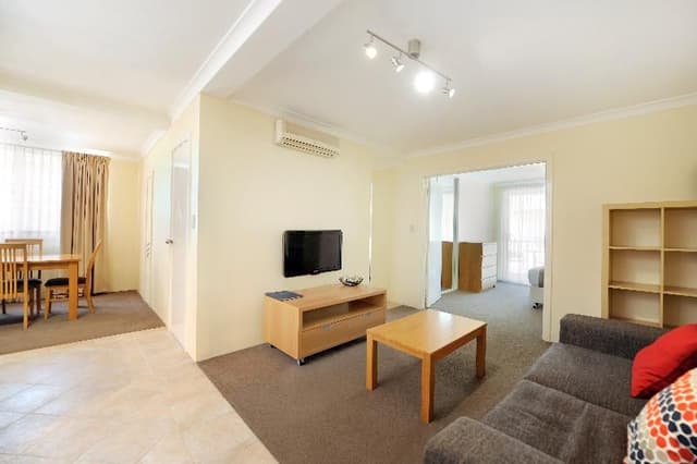 FAMILY ROOM TWO BEDROOMS
