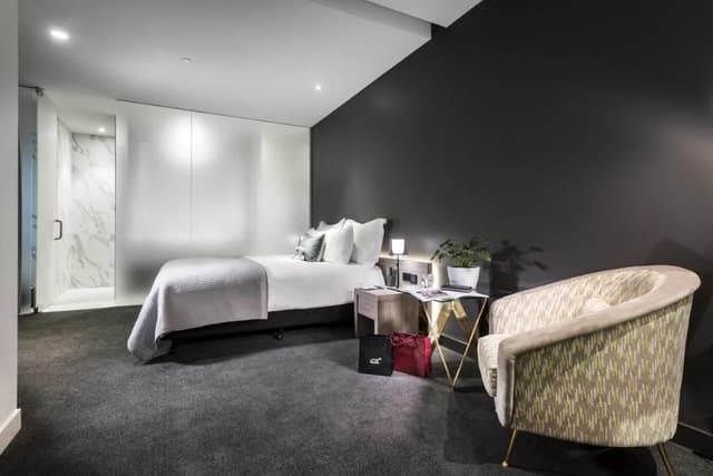 SUITE WITH TERRACE