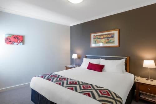 Special Offer - Two-Bedroom Apartment with 1 Bathroom
