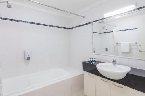 Special Offer - Two-Bedroom Apartment with 1 Bathroom