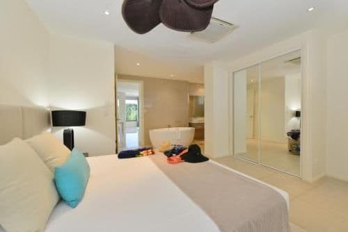 Sun Deck 2 Bedroom Apartment