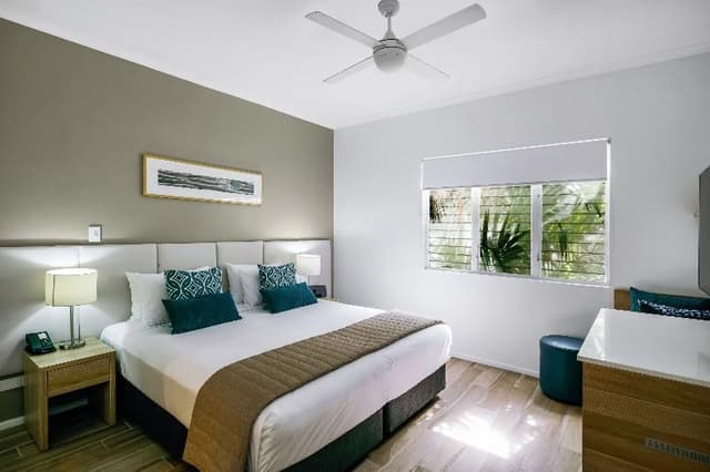 APARTMENT TWO BEDROOMS
