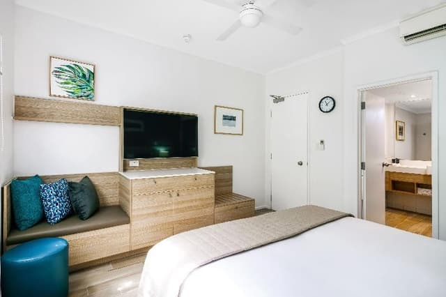 APARTMENT TWO BEDROOMS