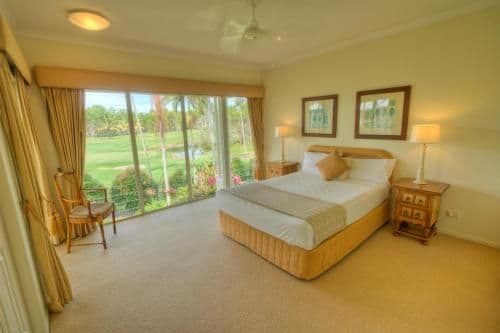 Four-Bedroom Villa - Split Level