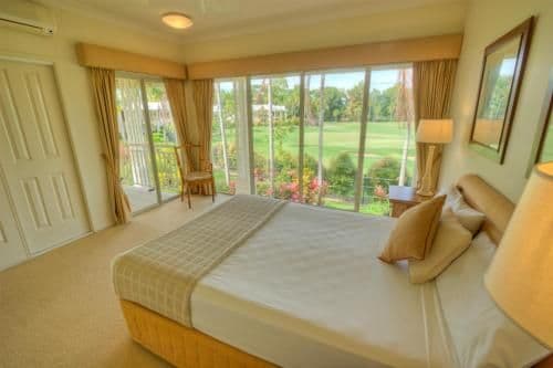 Four-Bedroom Villa - Split Level