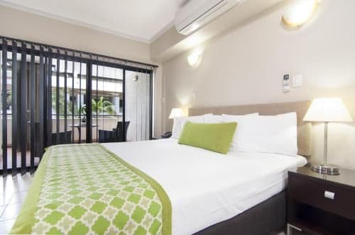 One-Bedroom Apartment with Spa Bath