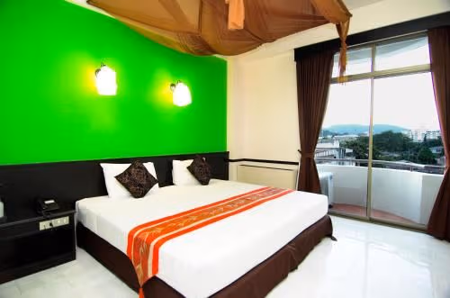 Deluxe Double or Twin Room