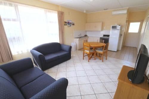 Deluxe Two-Bedroom Apartment