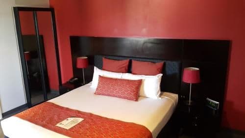 Superior King Suite