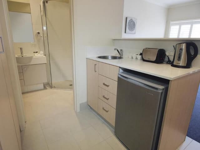 STUDIO TWO BEDS