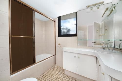 Deluxe Two-Bedroom Apartment