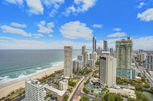 Three-Bedroom Apartment with Ocean View