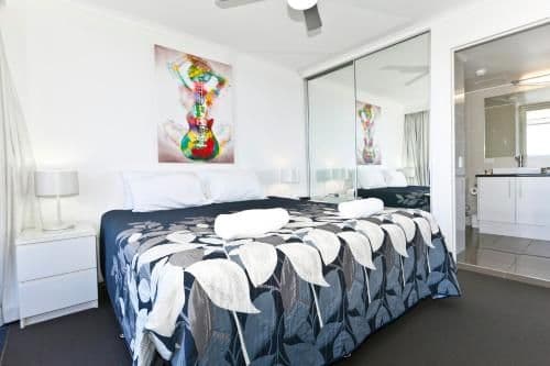 Superior One-Bedroom Apartment