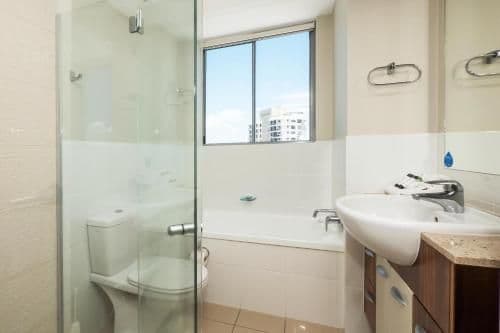 Three-Bedroom Apartment with Two Bathrooms - Low Floor