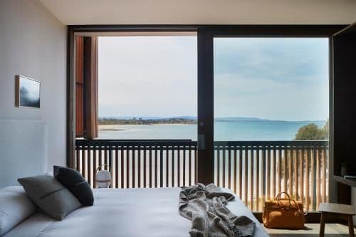 Villa - Beach Front