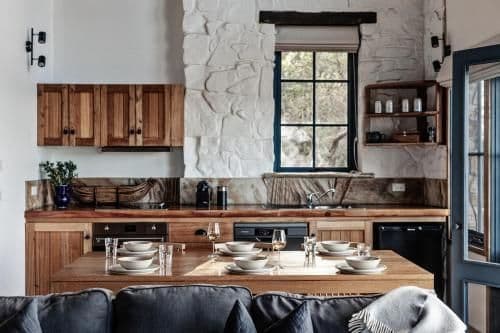 Three-Bedroom Cottage - Split Level