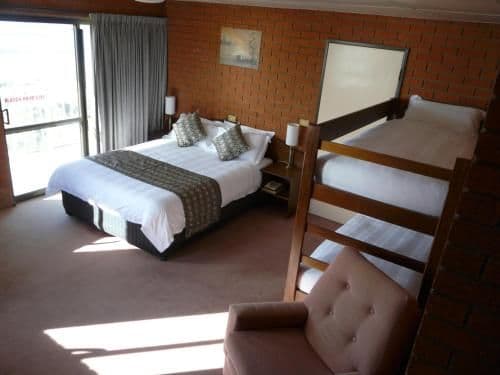 Deluxe Family Room with Spa Bath