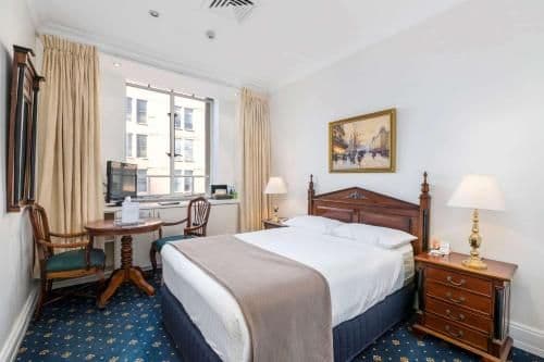 Deluxe Queen Room - Free Wifi