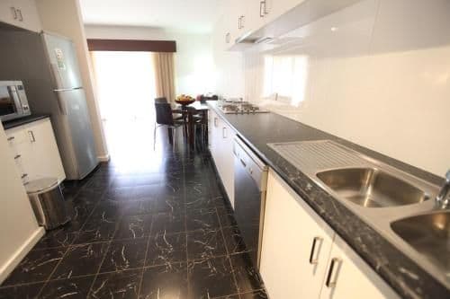 Two-Bedroom Apartment with Spa Bath