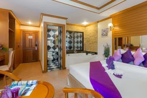 Deluxe Double Room with Spa Bath
