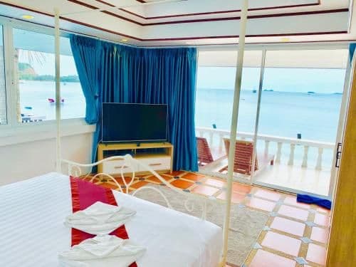 Villa with Sea View