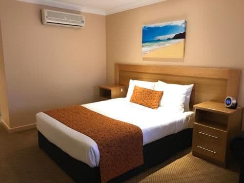 Executive Queen Room