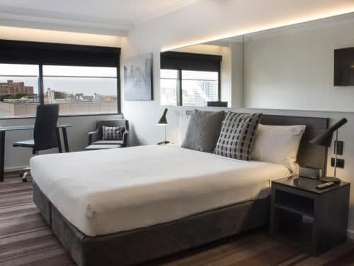 Standard Queen Room