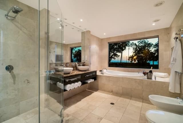 SUITE GRAND