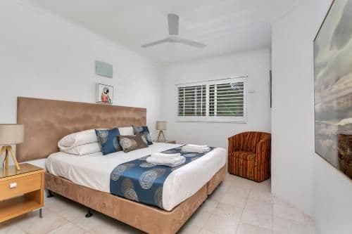 One-Bedroom Beachfront Apartment