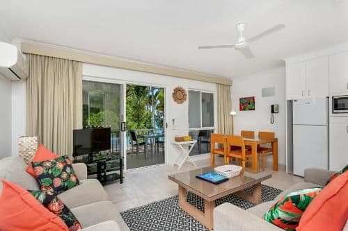One-Bedroom Beachfront Apartment