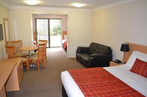 Deluxe Family Suite