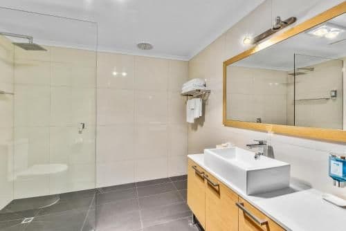 Deluxe Twin Room with King and Single Bed