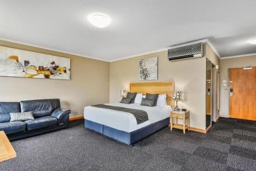 Premier King Room