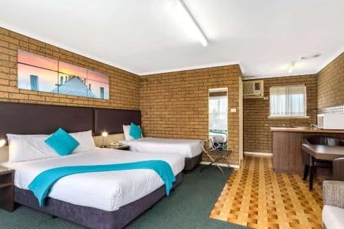 Kitchenette Room