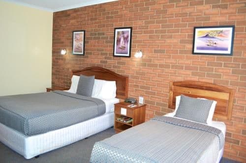 Standard Queen Room