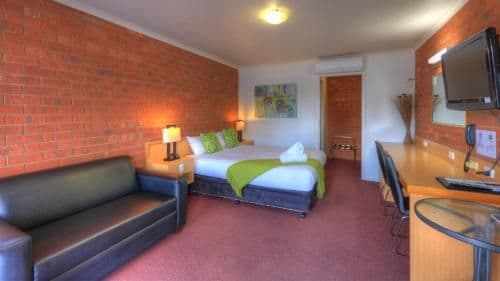 Standard Queen Room