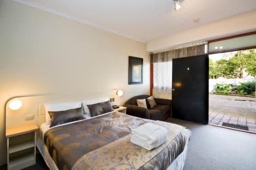 Queen Room - Disability Access