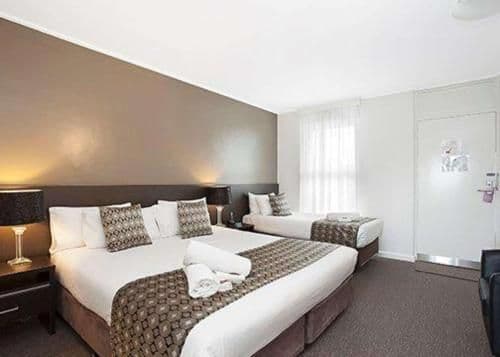 King and Single Room - Non-Smoking