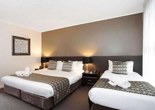 King and Single Room - Non-Smoking