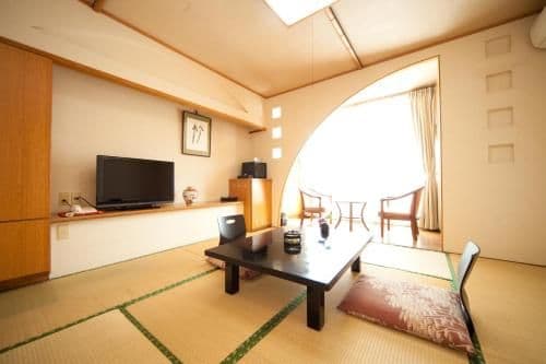 Japanese-Style Room