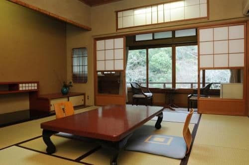 Japanese-Style Room - New Building