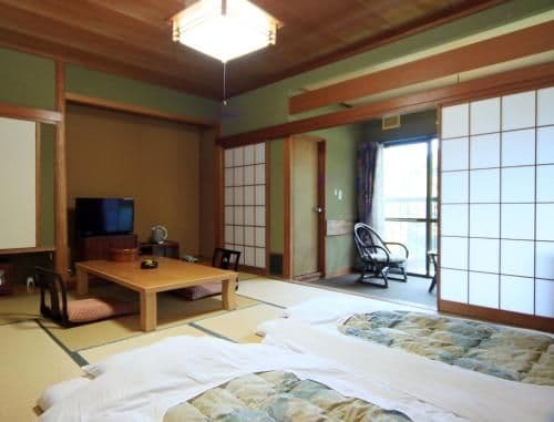 Quadruple Room with Mountain View