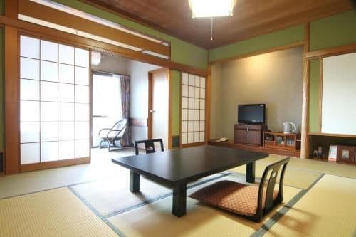 Quadruple Room with Mountain View
