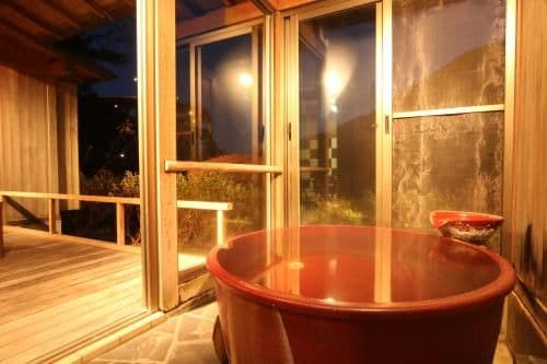 Quadruple Room with Private Bathroom